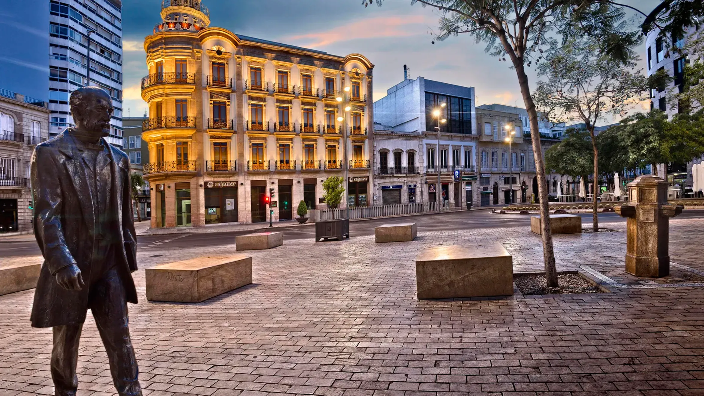 Informe de Evaluación de Edificios en Almería